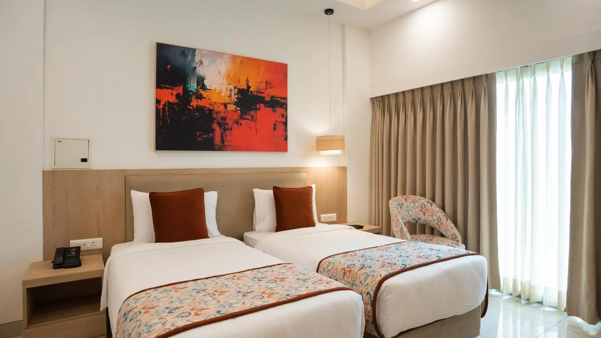 Ar Suites Klj Square Gurgáon Szálloda