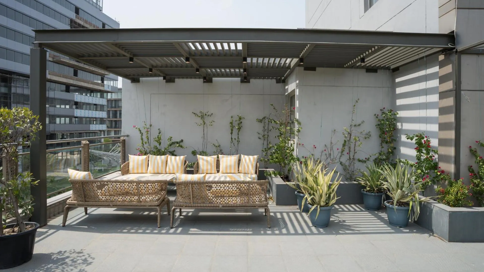 Ar Suites Klj Square Gurgáon 4*,  India
