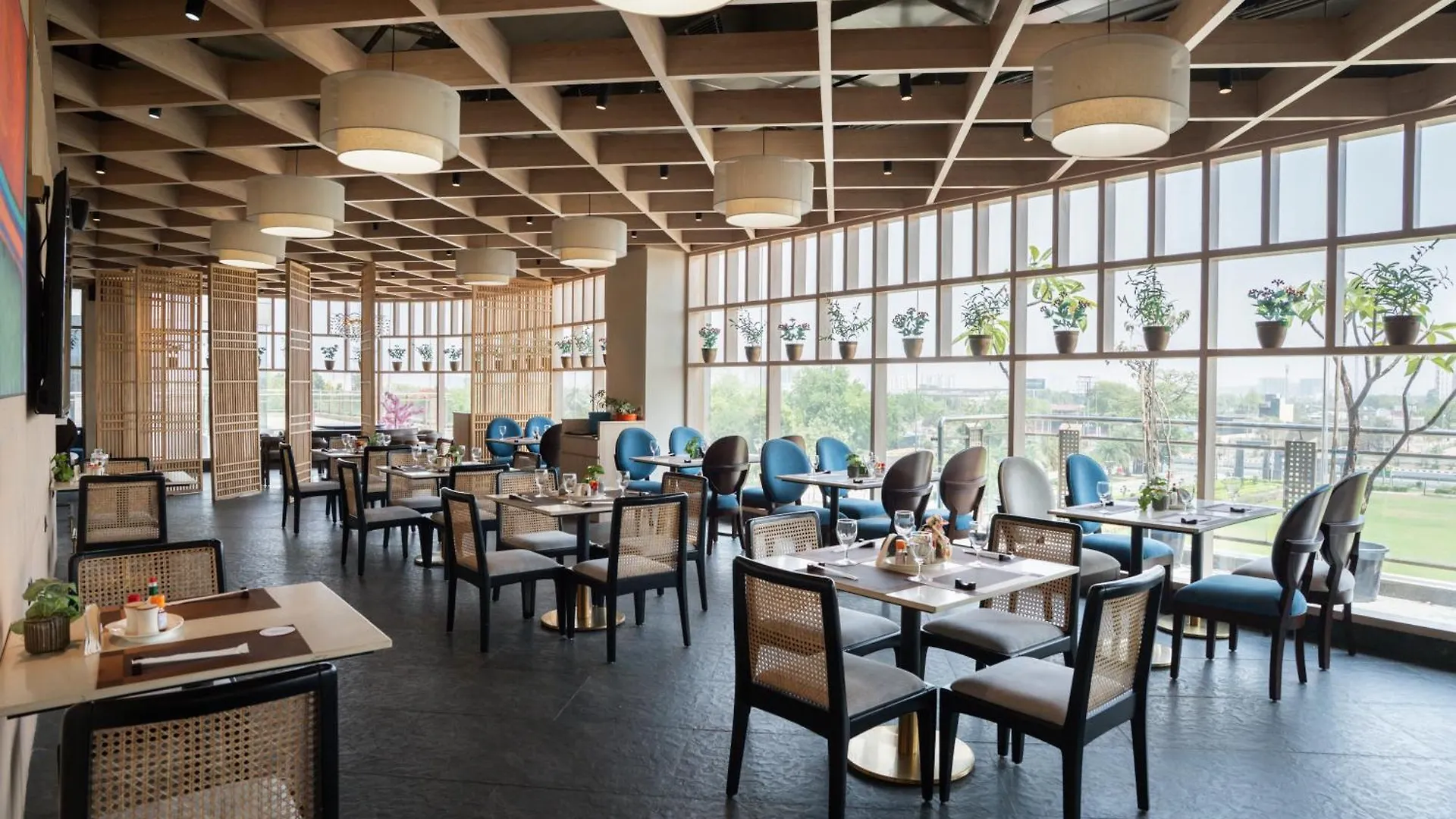 Ar Suites Klj Square Gurgáon