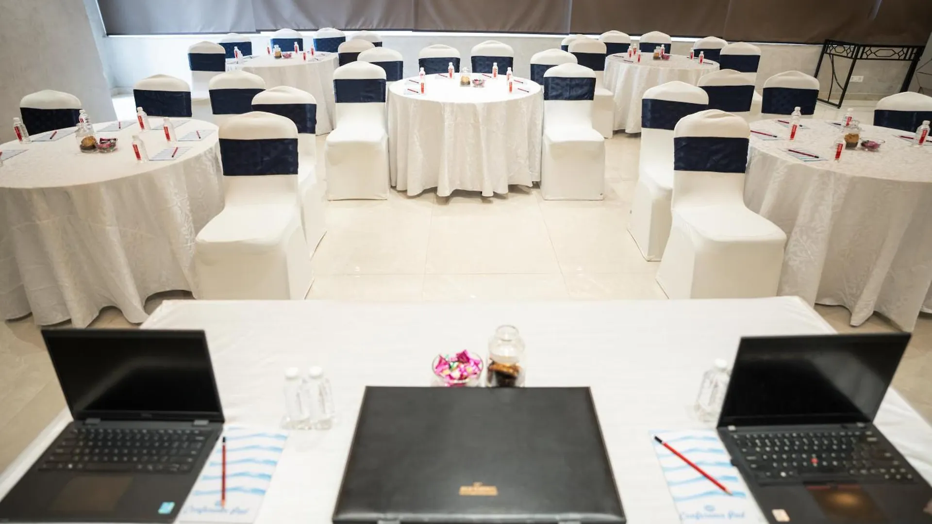 Szálloda Ar Suites Klj Square Gurgáon